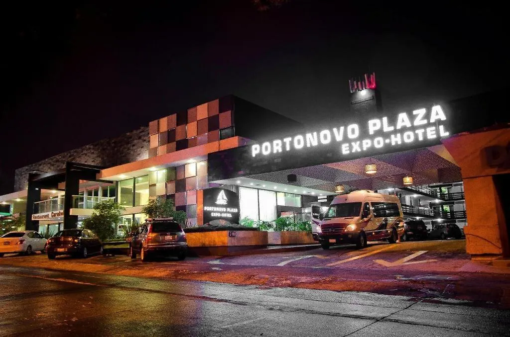 Hotel Portonovo Plaza Expo-1